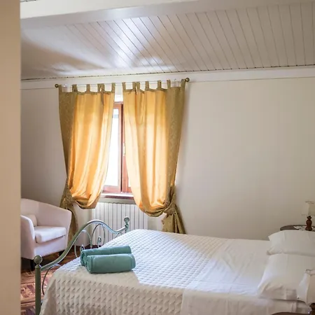 Podere Lornanino Bed & Breakfast Monteriggioni