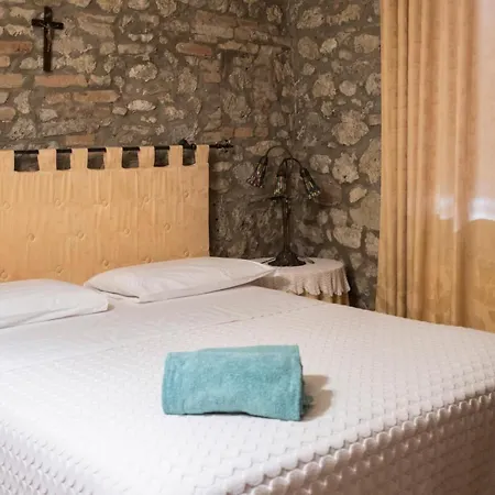 Podere Lornanino Bed & Breakfast *